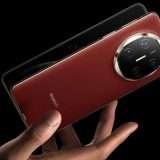 Huawei Mate X6: nuovo smartphone pieghevole in Italia