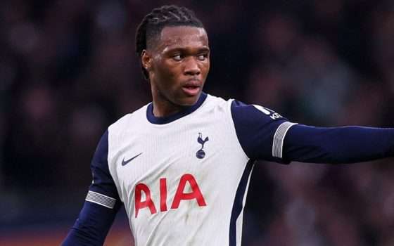 Come vedere Tottenham - Liverpool in diretta streaming