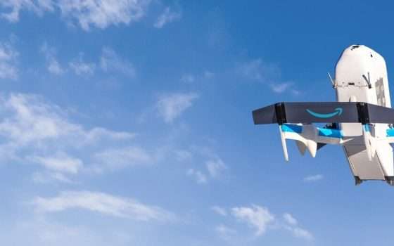 Droni Amazon cadono sotto la pioggia: consegne sospese