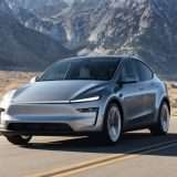 Musk annuncia: robotaxi senza conducente da giugno