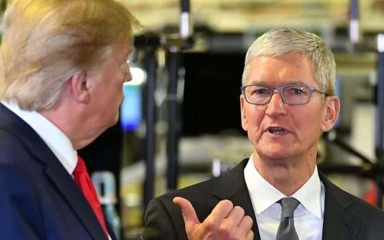 Tim Cook dona un milione di dollari a Trump
