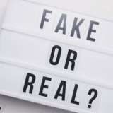 Deepfake: l'AI causerà perdite da 40 miliardi di dollari entro il 2027