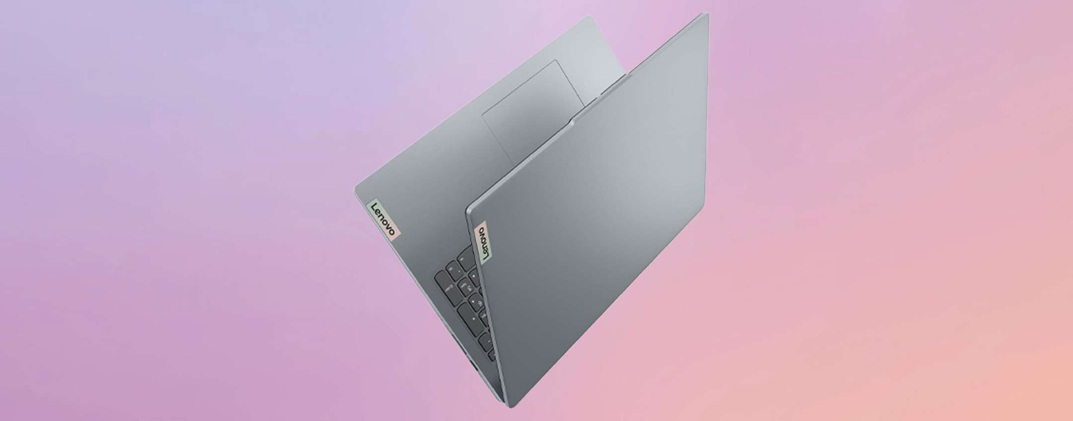 A soli 379€, il notebook Lenovo con Windows 11 è IMPERDIBILE