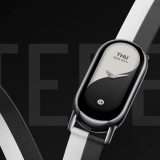 Xiaomi Smart Band 8 a PREZZO STRACCIATO: bianco o nero?