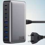 Caricatore USB-C 200W 8-in-1: potente e utile, occhio allo sconto Amazon