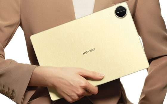 Huawei MatePad Pro 13.2 con schermo OLED PaperMatte