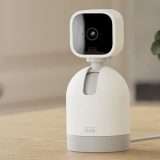 Proteggi la tua casa con Blink Mini Pan-Tilt Camera: oggi a -43%