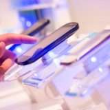 Smartphone top di gamma conquistano sempre più utenti