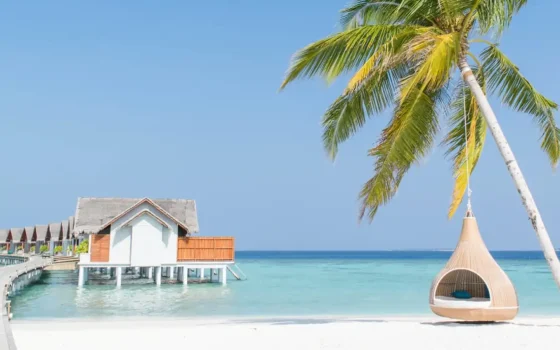 Risparmia prenotando ora le tue vacanze estive del 2025 su lastminute.com
