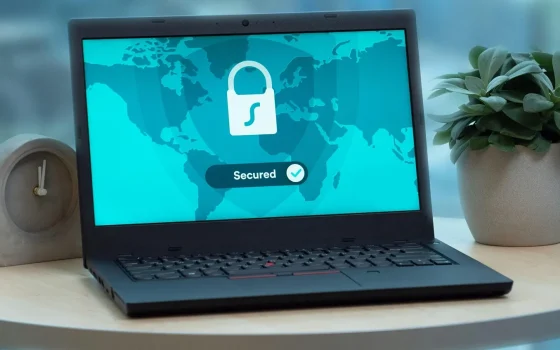 Surfshark Alert controlla che nessuno violi i tuoi dati personali: scopri l'offerta