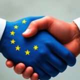 L'Europa vuole abolire dazi su auto elettriche cinesi