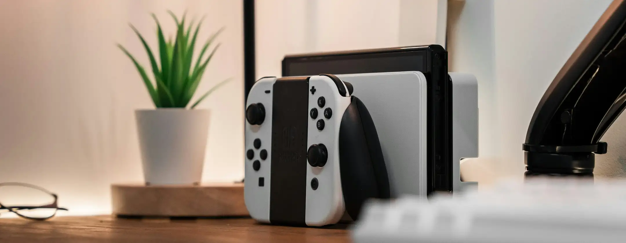 Nintendo Switch OLED Bianca in Regalo su eBay