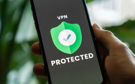 Privacy online assicurata a 4,87€/mese con ExpressVPN
