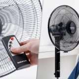 Ventilatore a piantana con telecomando: lo SCONTO che cercavi