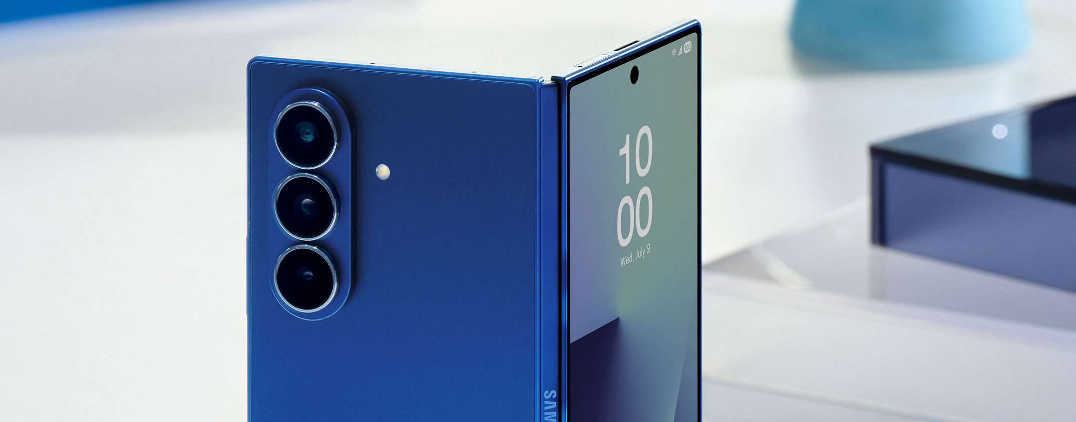 Galaxy Z Fold7 e Z Flip7: meglio non rompere i display, prezzi folli