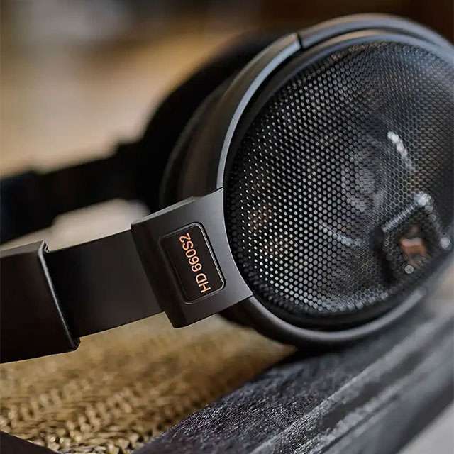 Le cuffie Sennheiser HD 660S2: un dettaglio del design