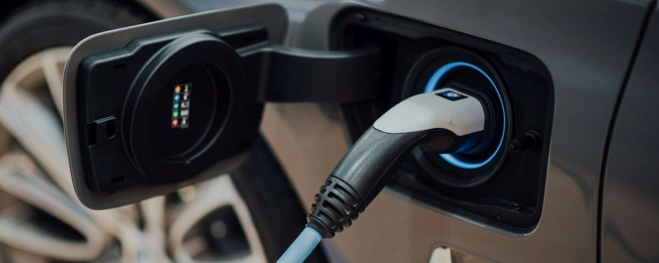 Nuovi incentivi auto elettriche fino a 11.000 euro