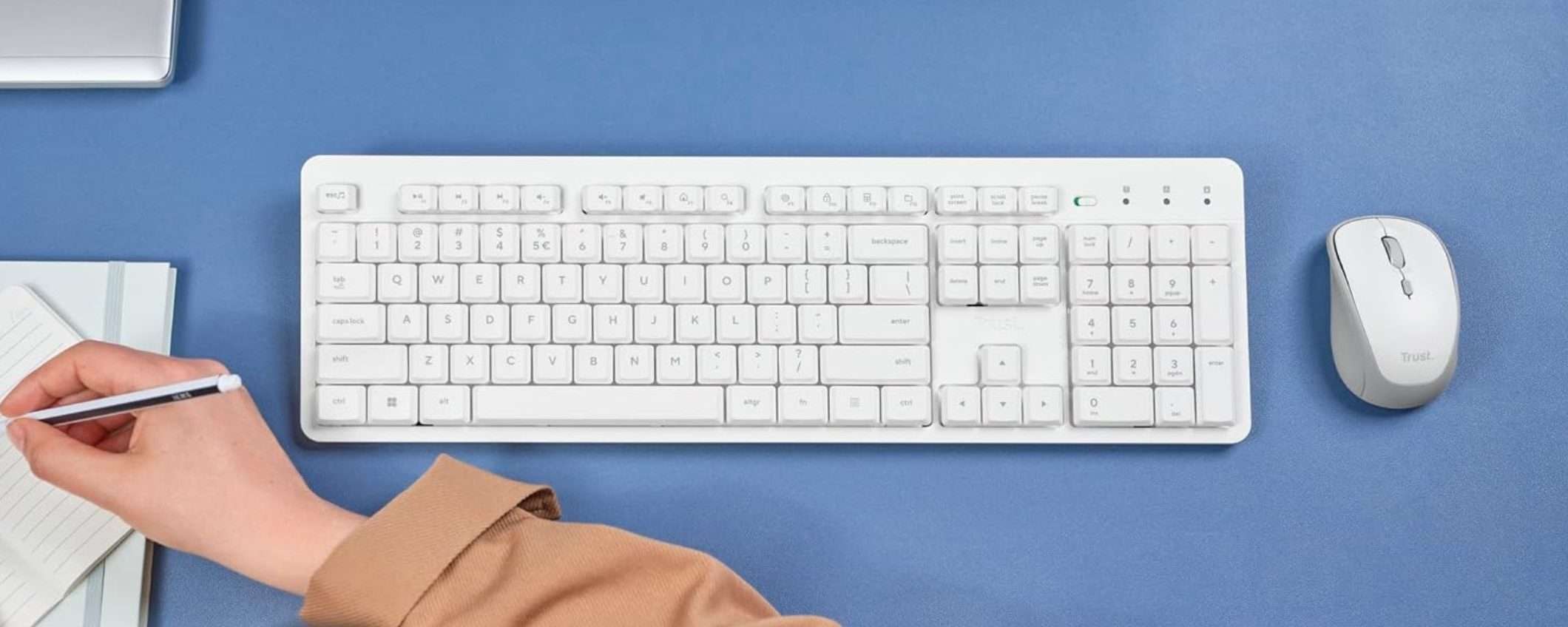 Tastiera e mouse wireless Trust in promo Amazon sotto i 20 euro