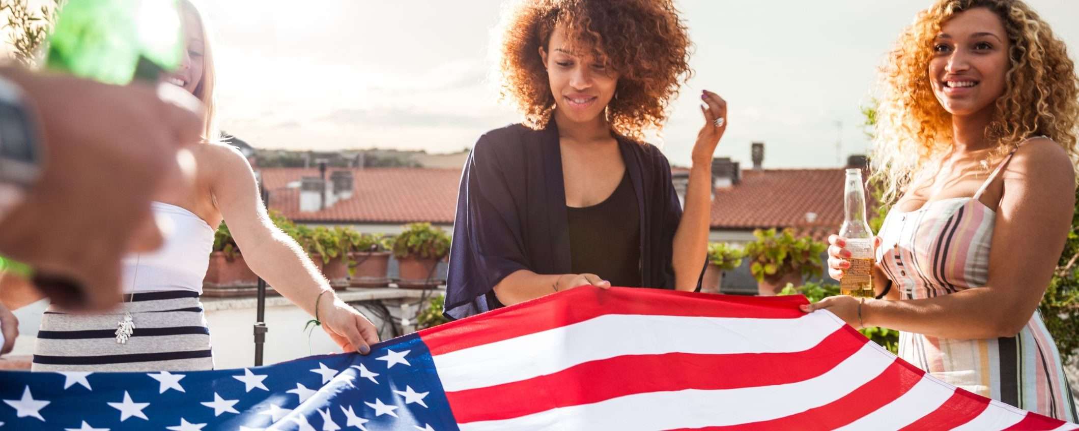 Vacanza negli USA? Ecco il TRUCCO per non pagare il roaming