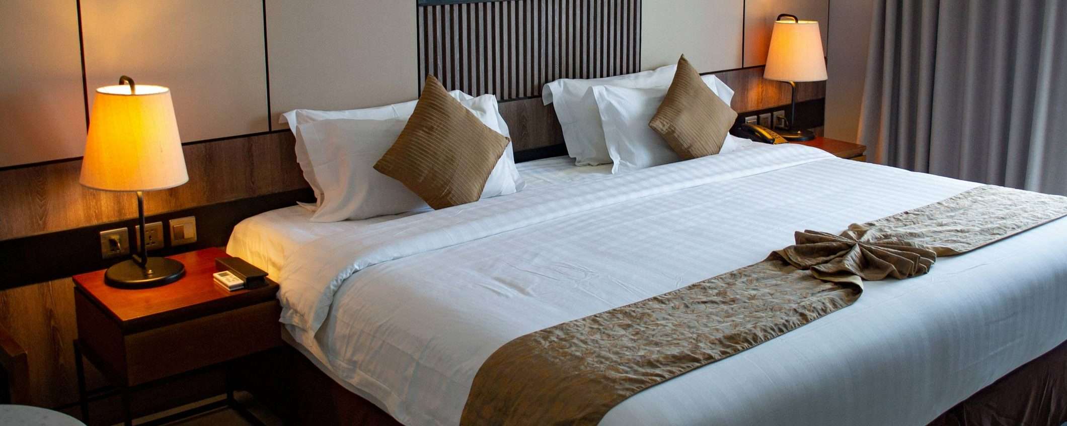 Documenti rubati agli hotel italiani: parla il Garante Privacy