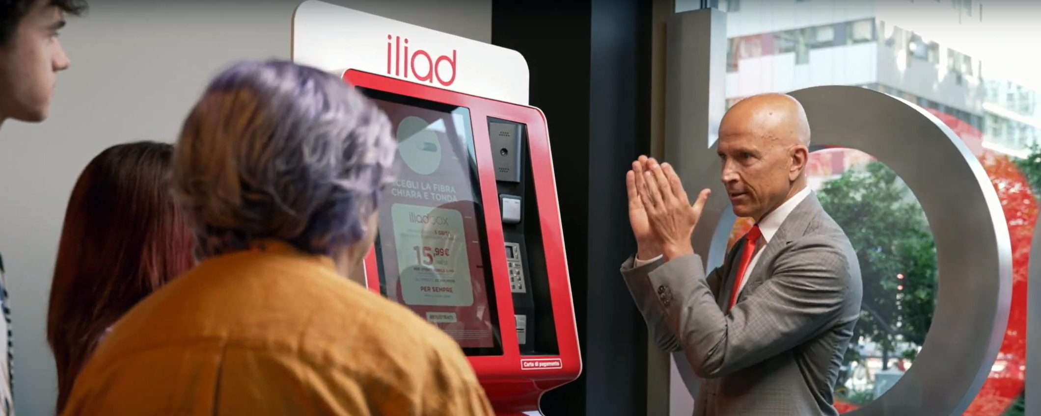 iliad vende gli smartphone con le SIMBOX