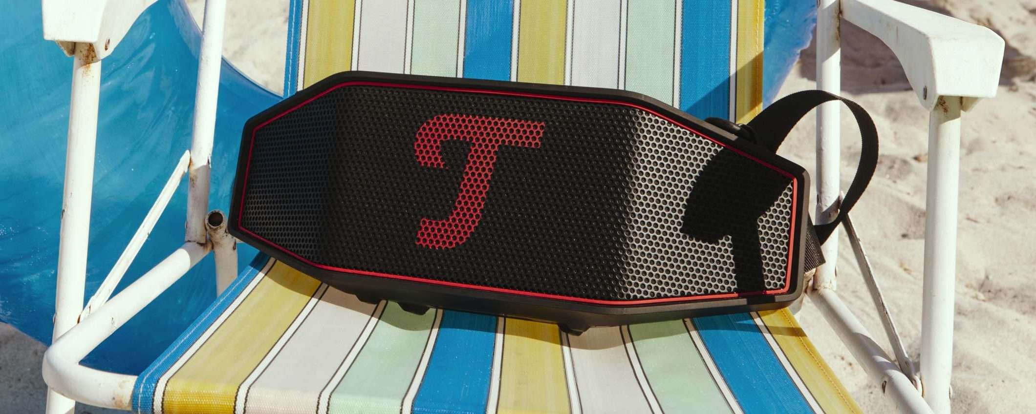 Teufel ROCKSTER CROSS 2: più potente e con 46 ore di autonomia