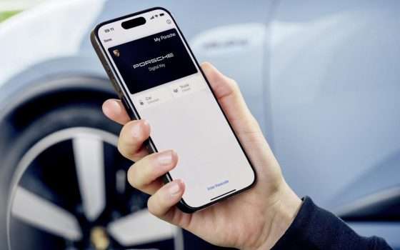 Porsche porta i videogiochi in auto con AirConsole