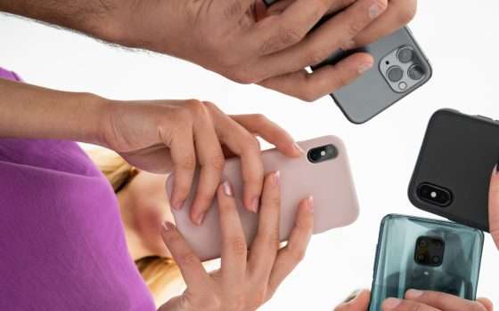 11 segnali che il tuo smartphone è intercettato e come proteggerti