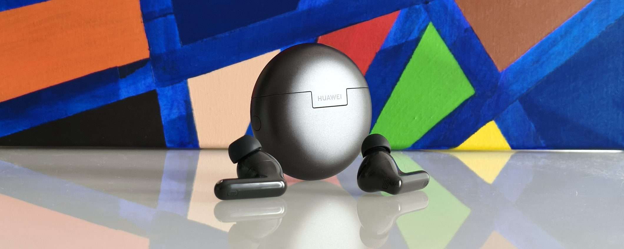 ANC, alta fedeltà e autonomia: senti come suonano le HUAWEI FreeBuds 7i