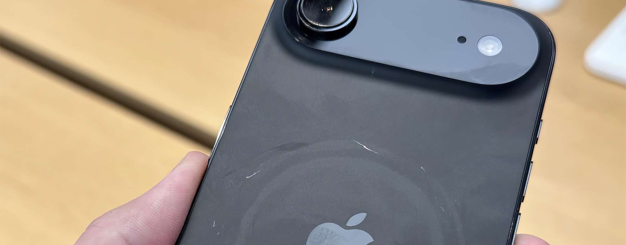 iPhone 17: alcuni modelli si graffiano facilmente
