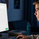 ChatGPT, arrivano il parental control e limiti per gli under 18