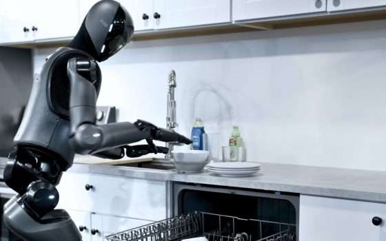 Il robot Figure 02 ora carica la lavastoviglie da solo