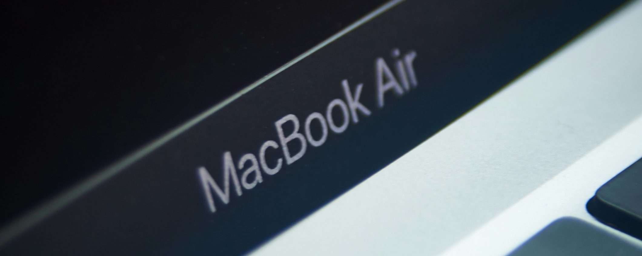 Apple: il MacBook Air 11