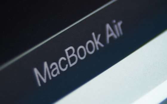 Apple: il MacBook Air 11
