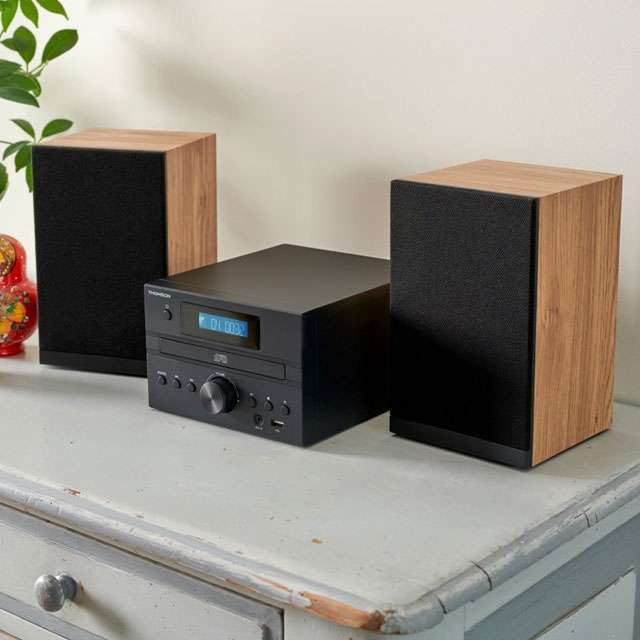 L'impianto stereo Thomson MIC123BT con Bluetooth