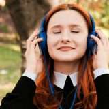 Apple Music regala un mese gratuito: scopri playlist, audio spaziale e podcast