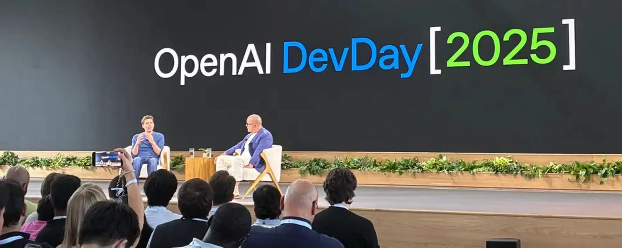 Primo dispositivo di OpenAI: Jony Ive ha 15-20 idee