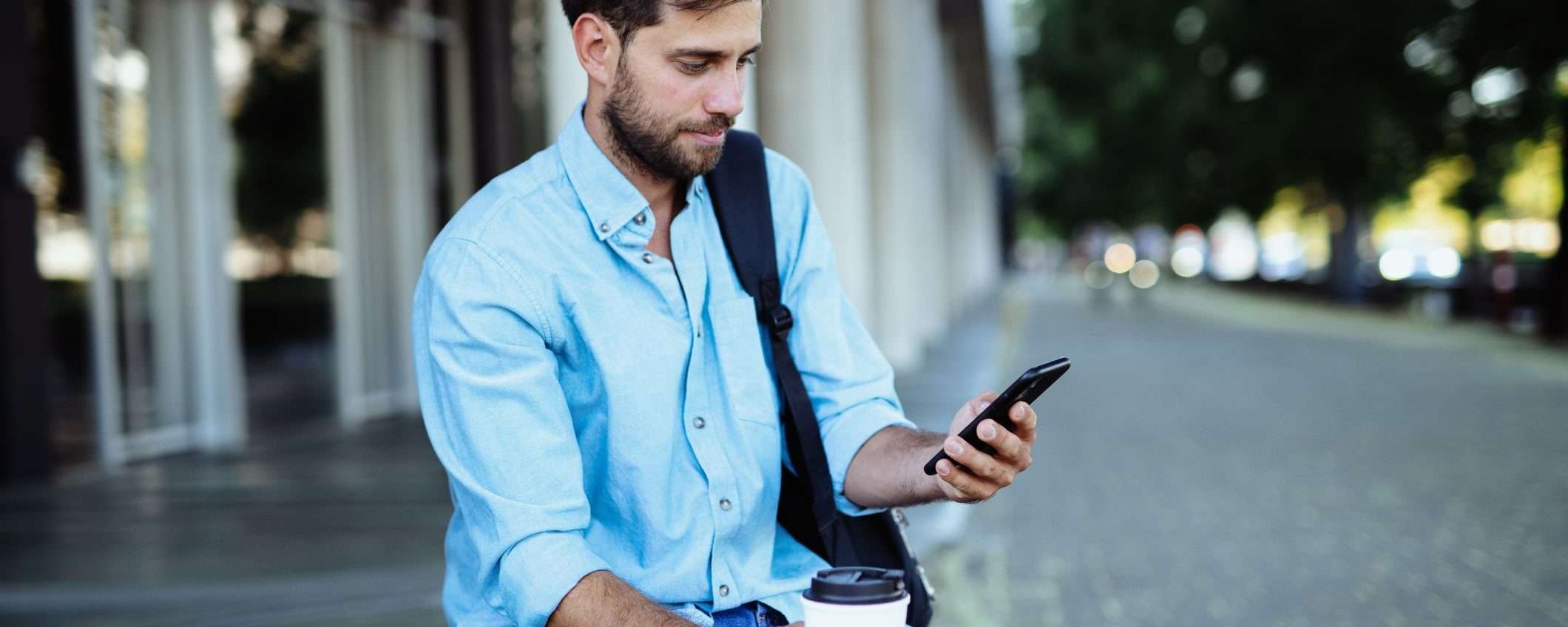 Internet all'estero senza cercare il WiFi: con le eSIM di Saily basta un click