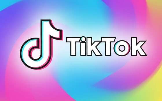 TikTok: contenuti porno suggeriti ai minori