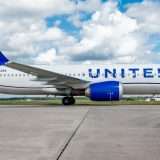 Aereo della UA colpito da un detrito spaziale? (update)