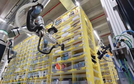 Amazon prepara l'era dei robot: 600.000 posti di lavoro a rischio
