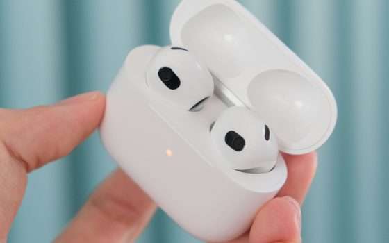 Apple AirPods 3 a soli 104€ è un super affare