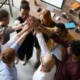 Conto aziendale con Vivid: interessi al 4% e cashback fino al 10% per i nuovi clienti