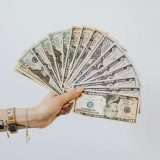 Conto corrente smart e buono Amazon 200 €: scopri l’offerta Credem Link con il codice di risparmio