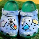 Ufficiali le Crocs di Windows XP che non puoi comprare