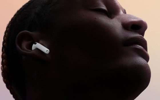 Da 200€ a 159€: il nuovo sconto Amazon sugli AirPods 4 è da prendere al volo