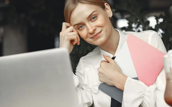 Sito web senza esperienza tecnica: si può con Hostinger, al 75% di sconto