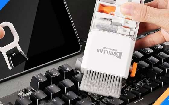 Kit pulizia dispositivi 10-in-1: imperdibile a QUESTO PREZZO