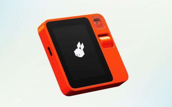 Rabbit R1, il gadget più deriso del 2024 vuole la sua rivincita