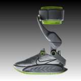 Nike inventa le scarpe a motore per la corsa assistita